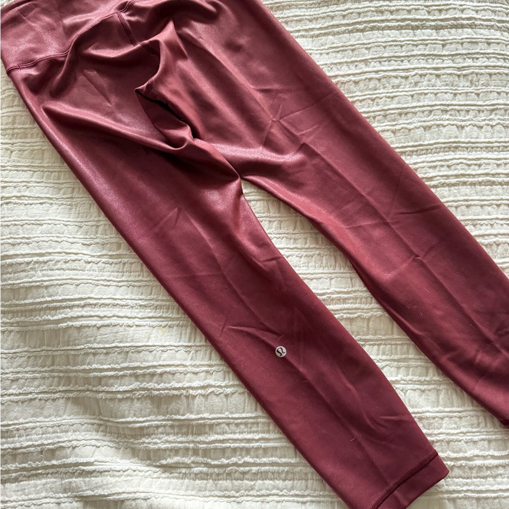 Lululemon Maroon Wunder Under Leggings EUC size 8